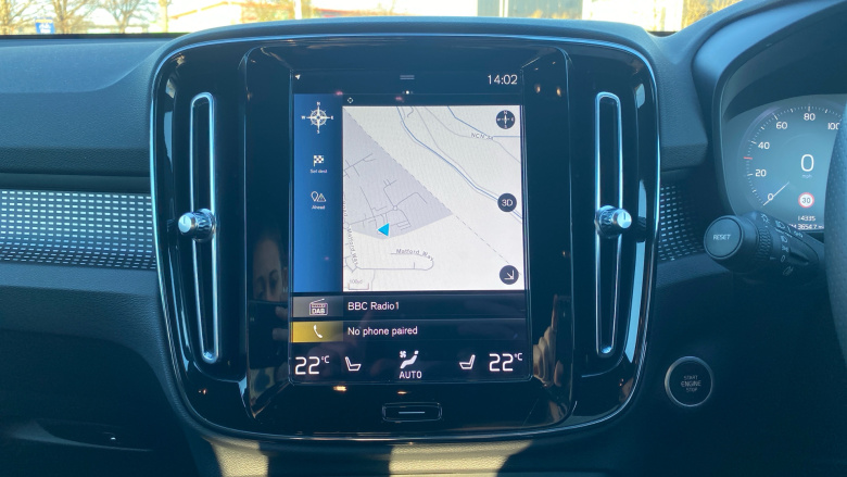 Volvo Xc40 2.0 B4P R DESIGN Pro 5dr Auto Petrol Estate